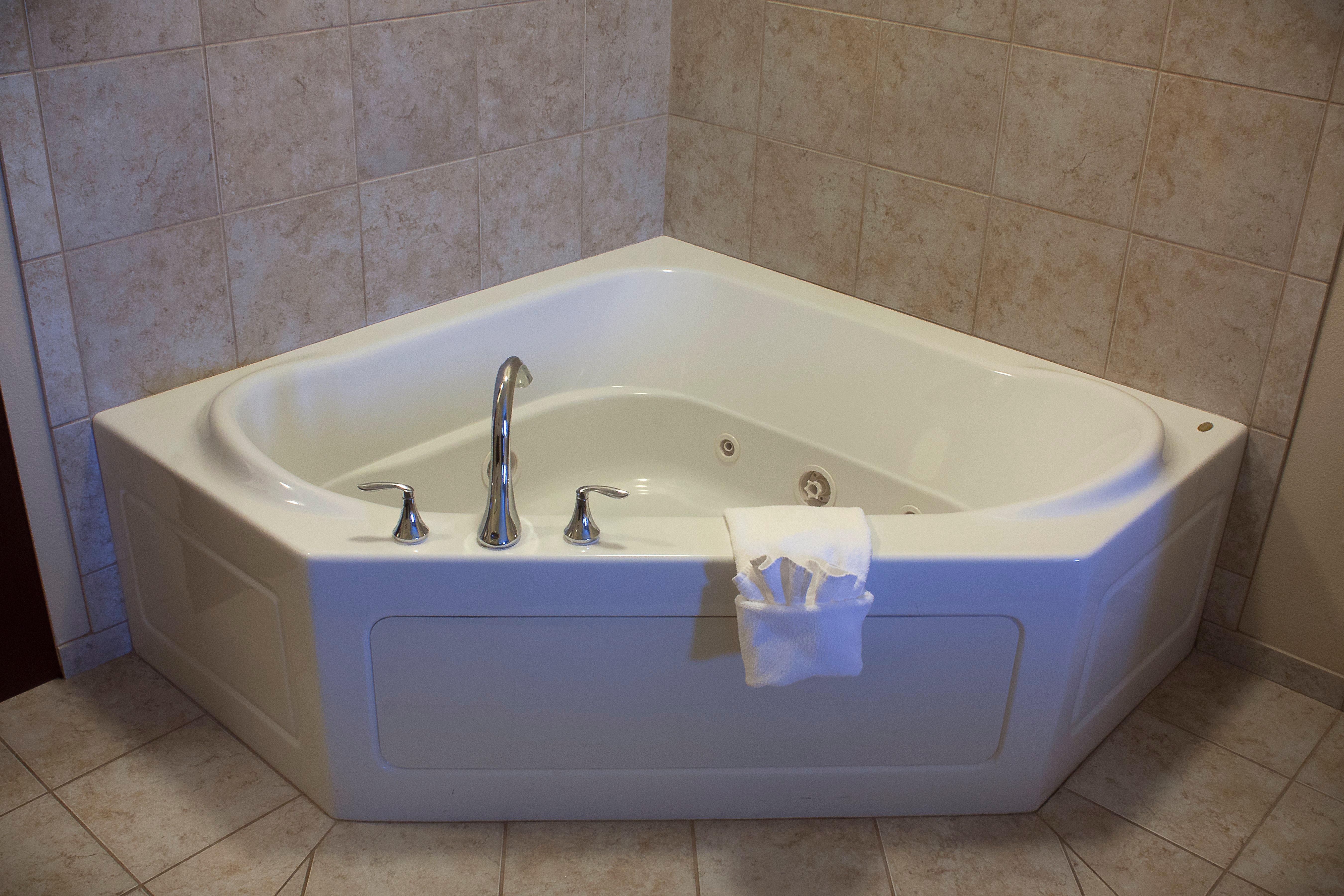 Holiday Inn Express & Suites Youngstown West I 80, An Ihg Hotel Luaran gambar