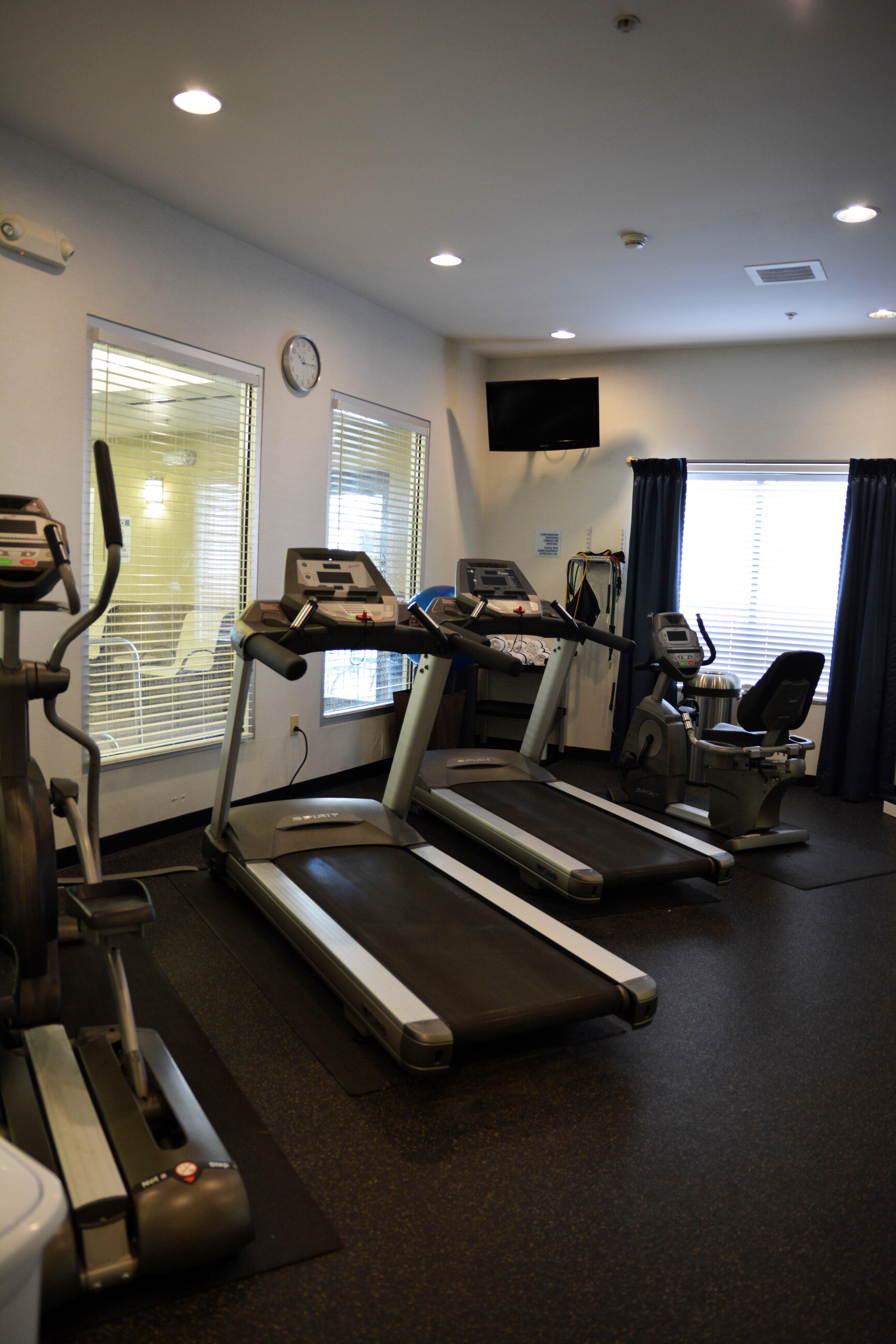 Holiday Inn Express & Suites Youngstown West I 80, An Ihg Hotel Luaran gambar