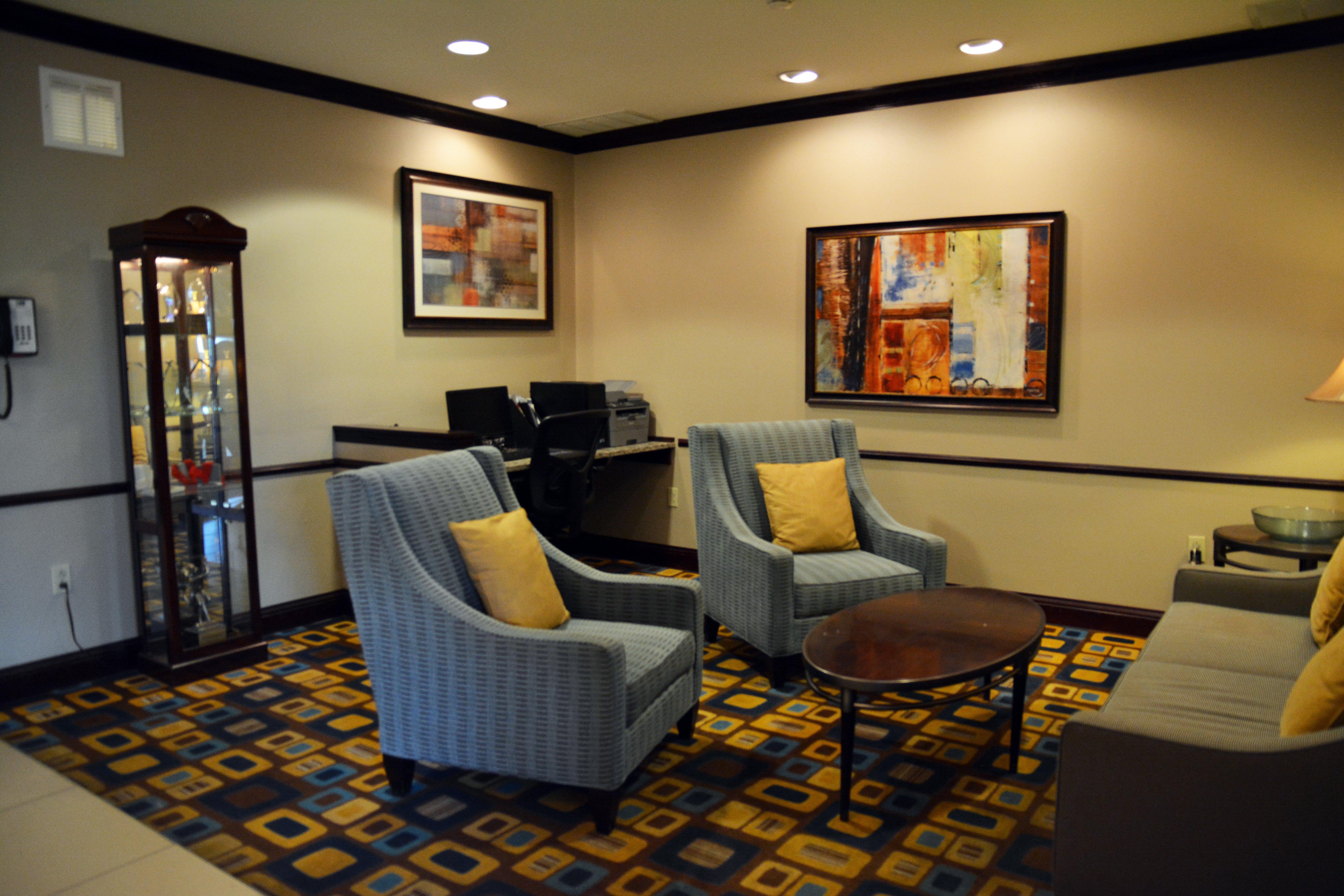 Holiday Inn Express & Suites Youngstown West I 80, An Ihg Hotel Luaran gambar