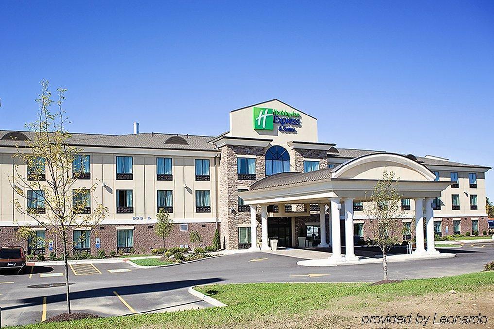 Holiday Inn Express & Suites Youngstown West I 80, An Ihg Hotel Luaran gambar