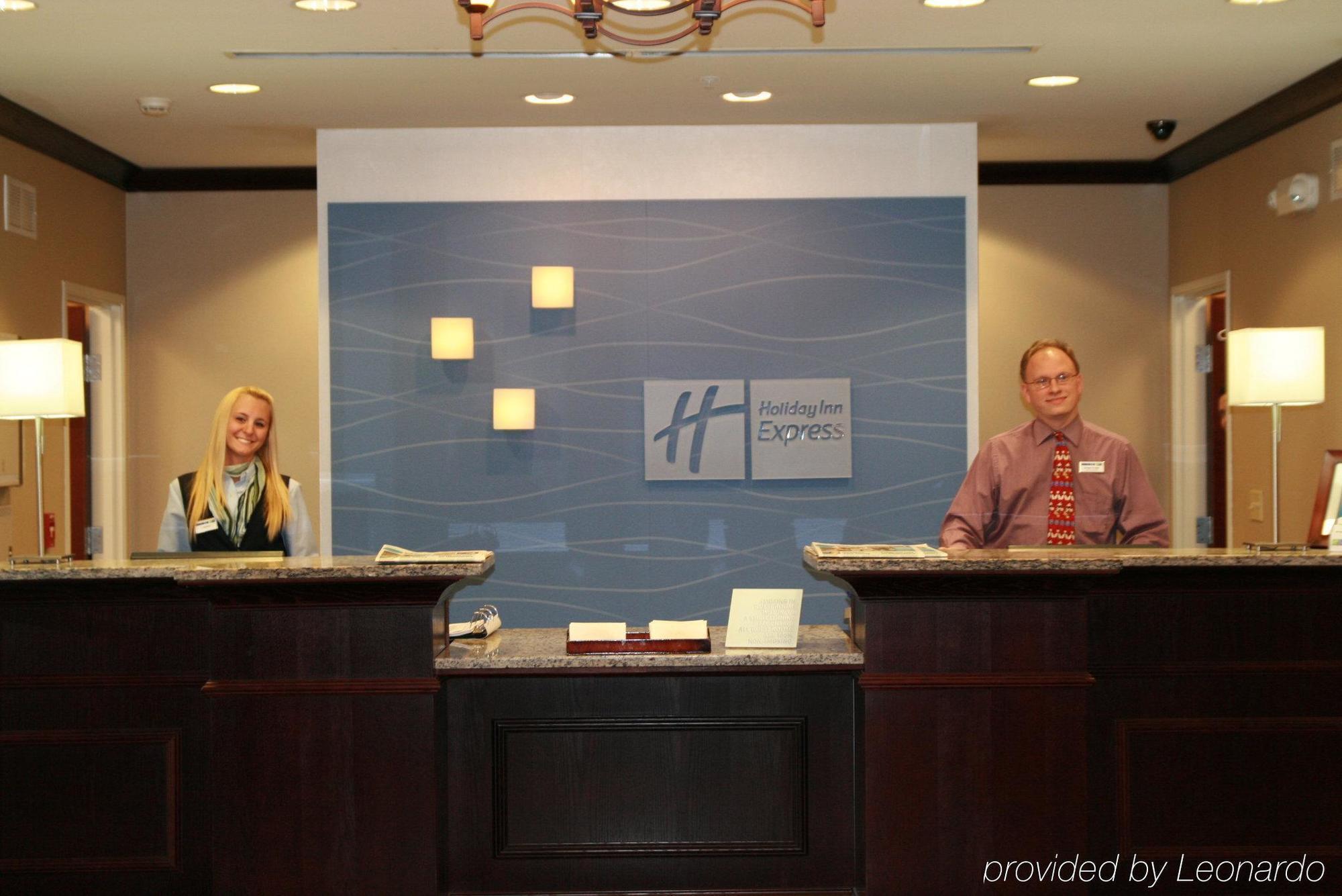 Holiday Inn Express & Suites Youngstown West I 80, An Ihg Hotel Luaran gambar