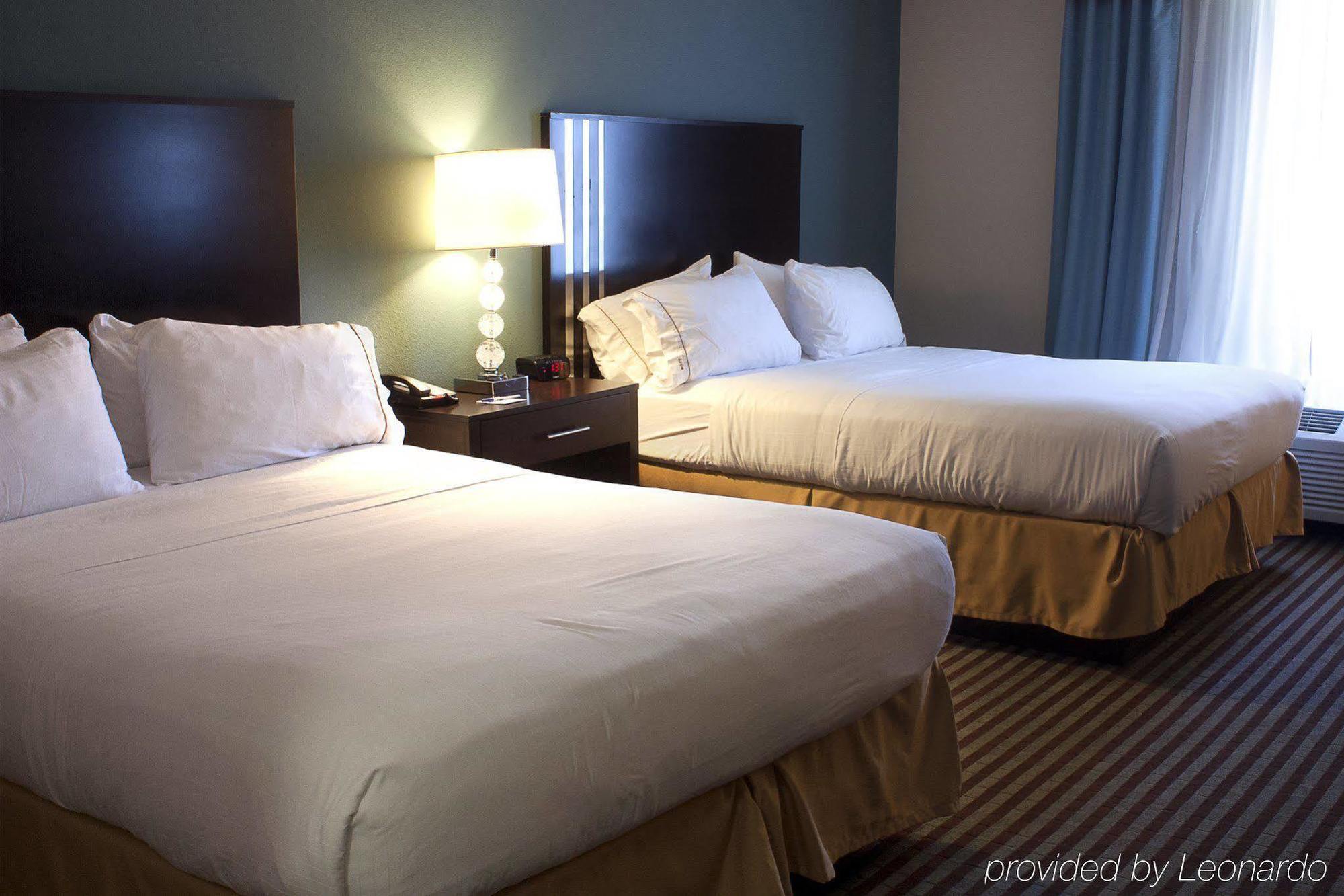 Holiday Inn Express & Suites Youngstown West I 80, An Ihg Hotel Luaran gambar